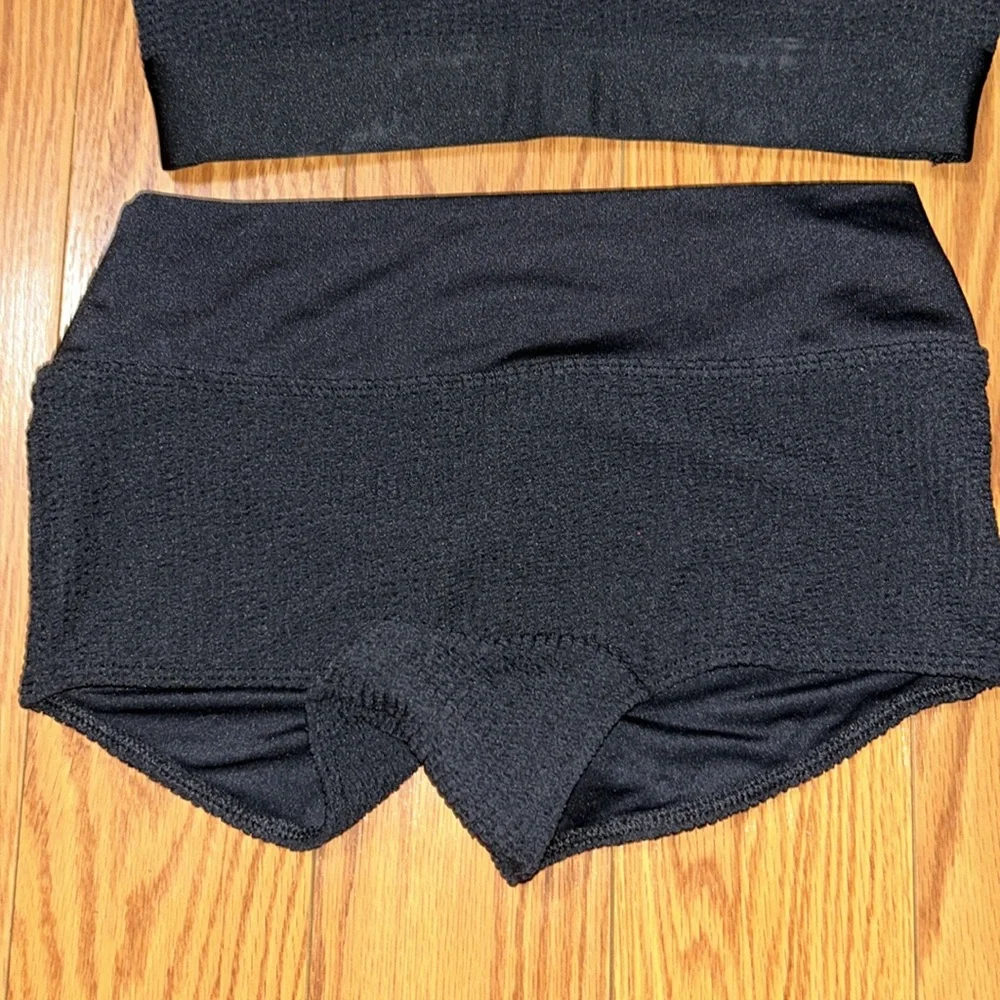 VS pink workout/swimsuit in one - Picture 4 of 7
